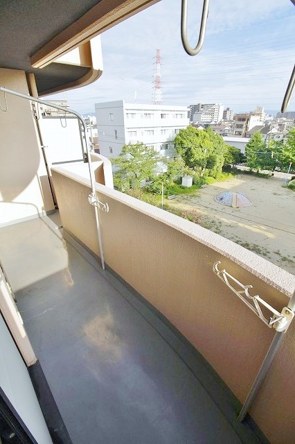 カーサ住之江公園 ベランダ