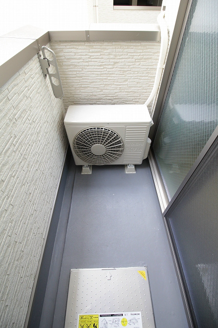 Fメゾン西加賀屋Ⅲ番館  ベランダ