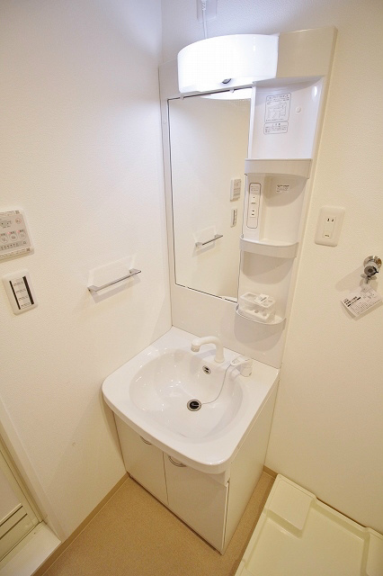 Fメゾン西加賀屋Ⅱ番館 シャンプドレッサー