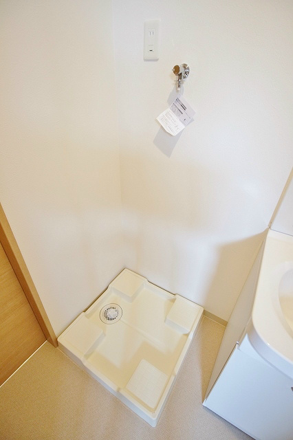 F maison GRACE Ⅱ番館 室内洗濯機置き場