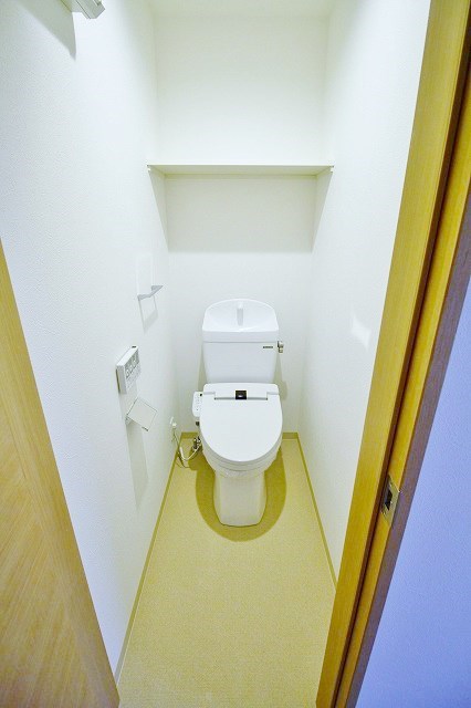 F maison SQUAREⅢ番館  ウォシュレット