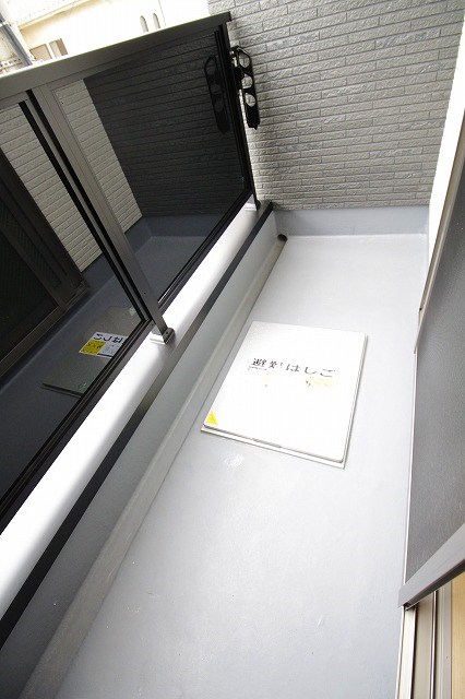 F maison SQUAREⅢ番館  ベランダ