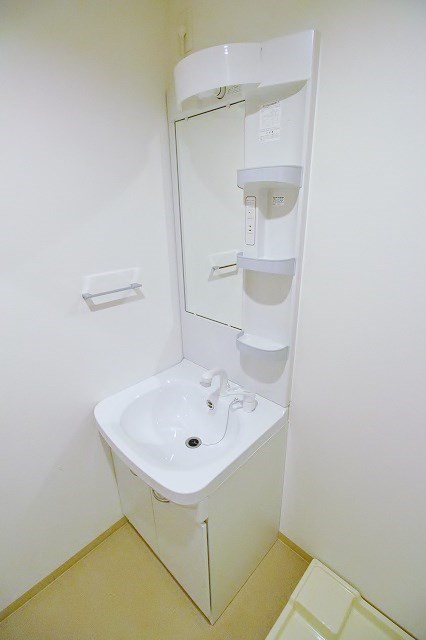 F maison ENE シャンプードレッサー