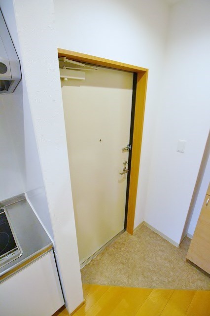F maison ENE 玄関