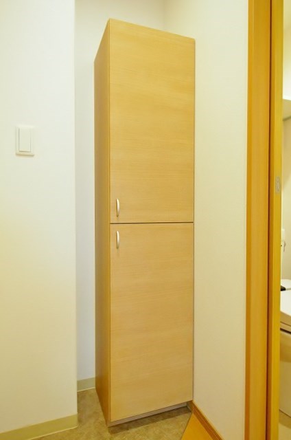 F maison ENE シューズボックス