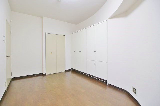 住之江フタバビル ベッドルーム