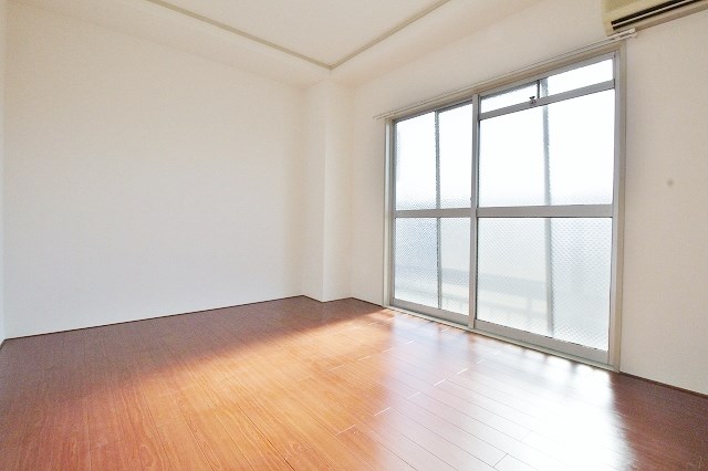 グランビルド北加賀屋Ⅱ その他内観画像1