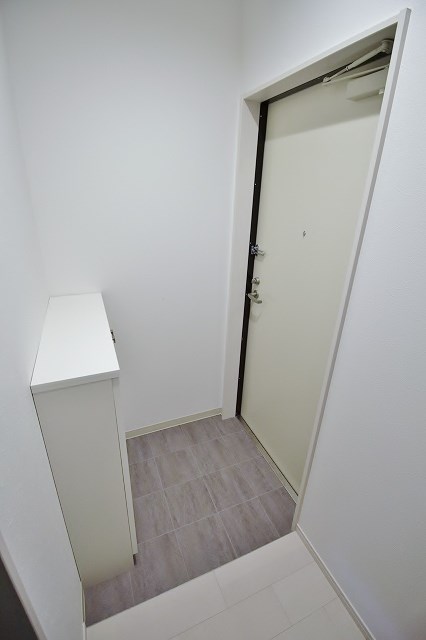 F maison foglia 玄関