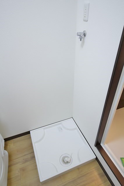 ウッディ天下茶屋 室内洗濯機置場
