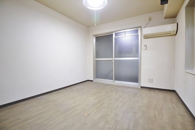 アベニュー中加賀屋 ベッドルーム