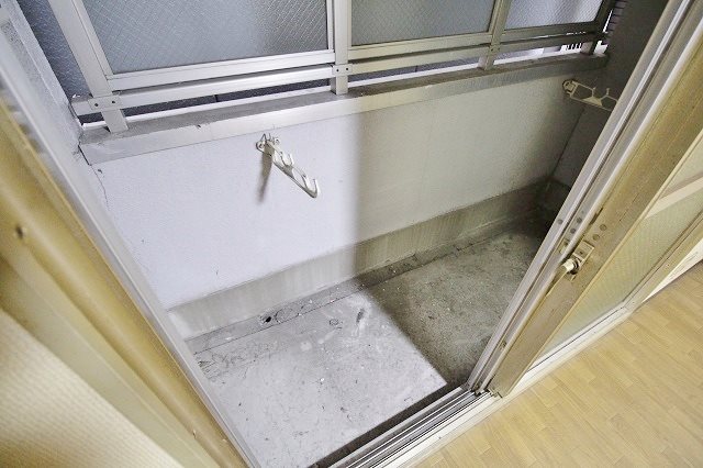 アベニュー中加賀屋 ベランダ