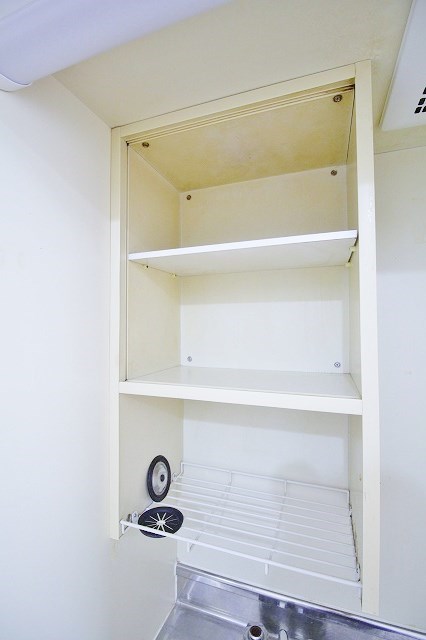 グランビルド北加賀屋 キッチン上収納棚