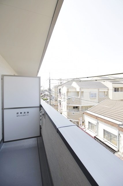 クリエオーレ上住吉 ベランダ