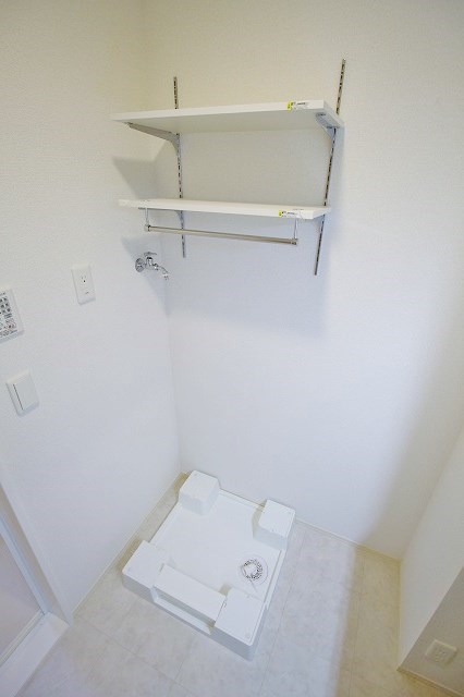 セピアコート住吉大社 室内洗濯パン