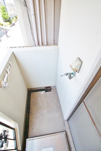 アメニティ住之江 洗濯機置場