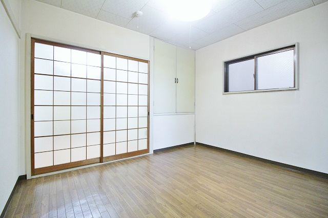コーポナカノ 洋室6帖