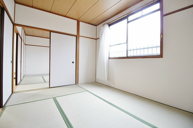 エレガンス中加賀屋 ベッドルーム