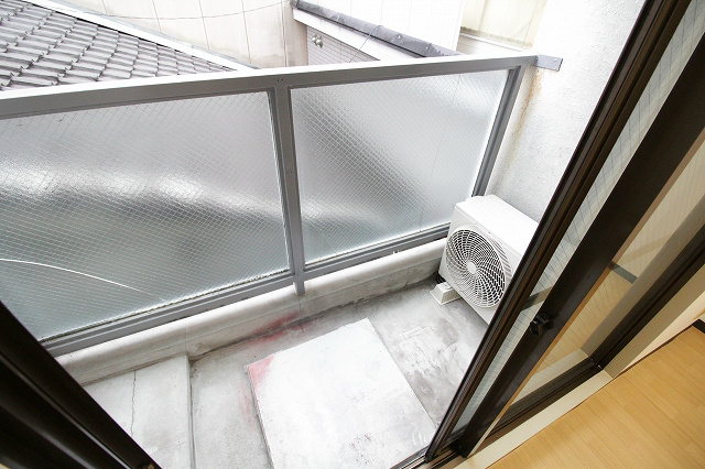 エレガンス中加賀屋 ベランダ