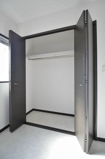 アバンサール中加賀屋 クローゼット