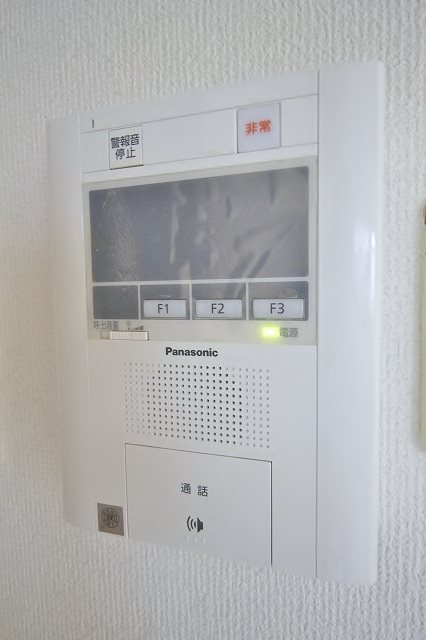 アベニュー中加賀屋 オートロック