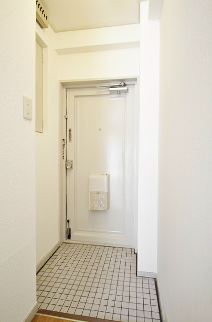 グランビルド北加賀屋Ⅱ 玄関