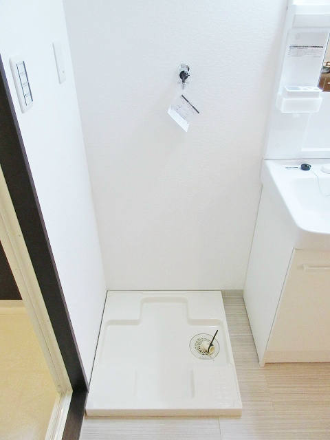 グリッター住之江 室内洗濯パン