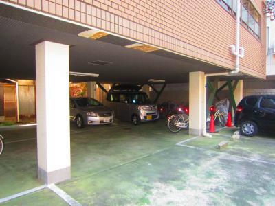 エクセル21 駐車場