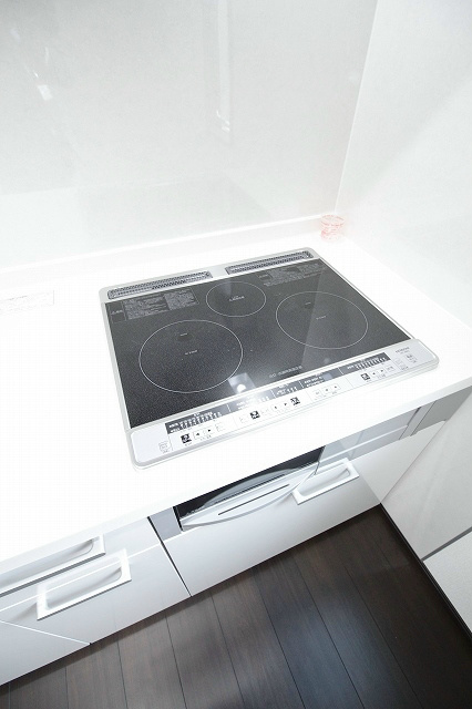 テラス北加賀屋 ３口ＩＨグリル付きコンロ