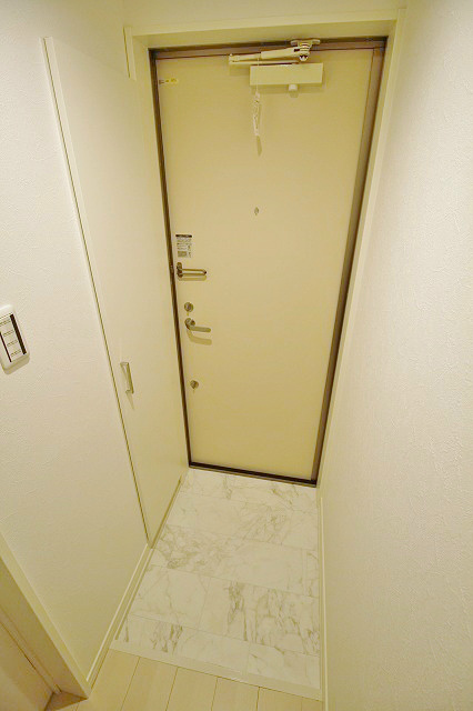アズストリート 玄関