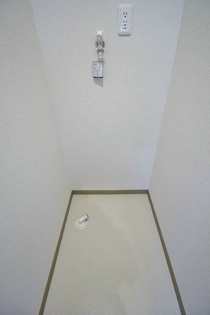 ソレイユ聖天下Ｃ 室内洗濯機置場