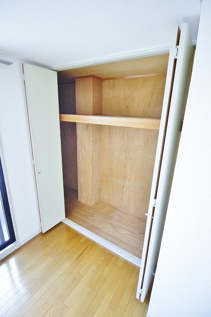 エクセルバン住之江 収納