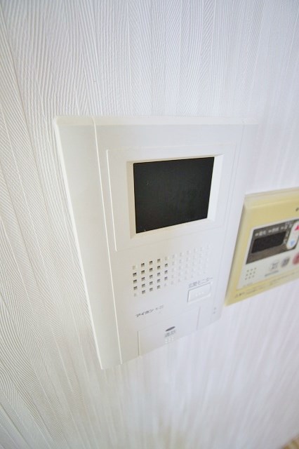 大阪府大阪市住之江区西住之江２丁目 テレビモニターホン