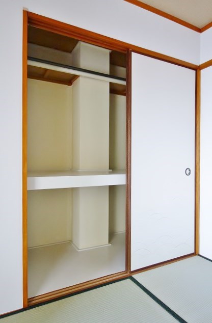 河波マンション 収納