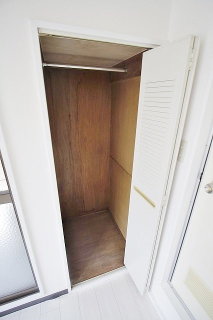 キューブ西加賀屋 収納
