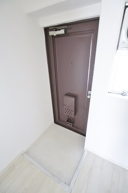 リアライズ北加賀屋 玄関