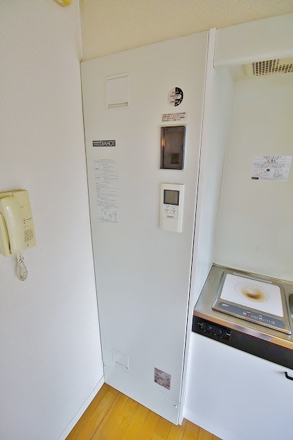 アンビエント安立 温水器