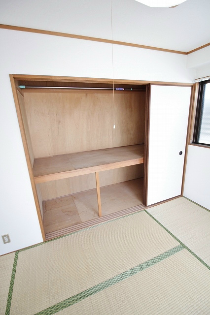 ウィステリア粉浜 収納