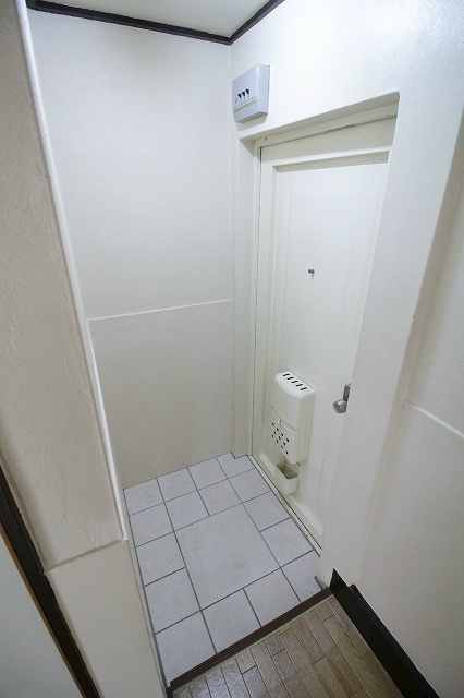 住ノ江ハイツ 玄関