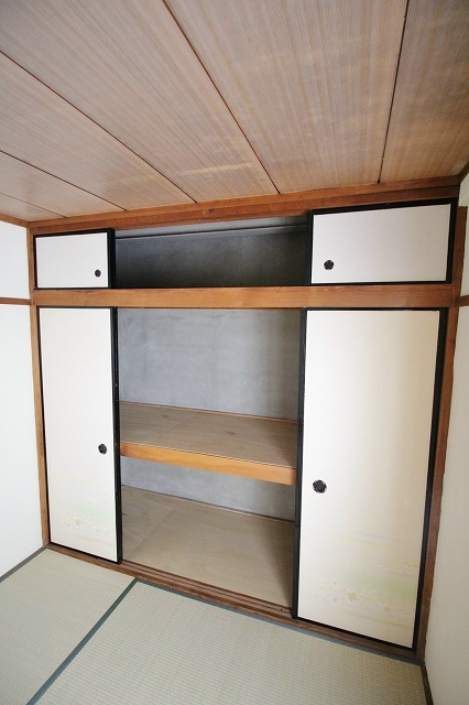 住ノ江ハイツ 収納