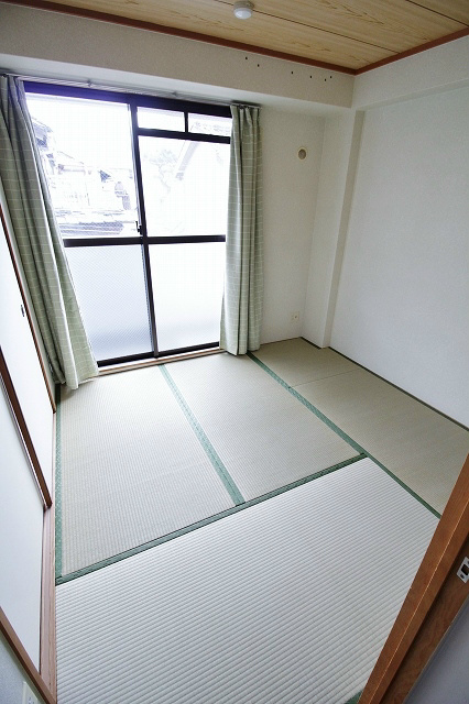 グラシオコハマ ベッドルーム