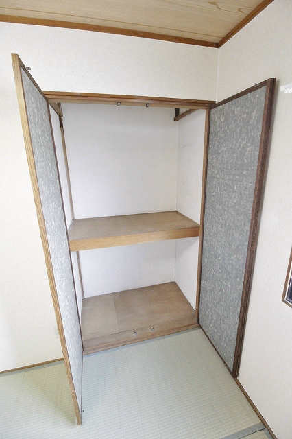 エトワール住之江 収納