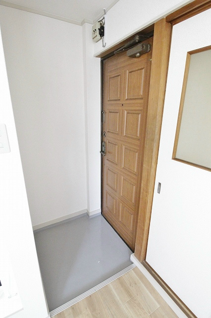 エトワール住之江 玄関