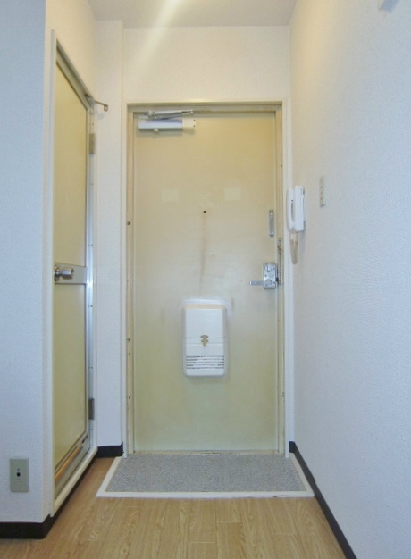 玉出西1024 玄関