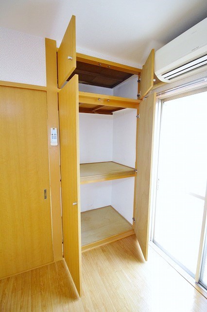 サンハイツ 収納
